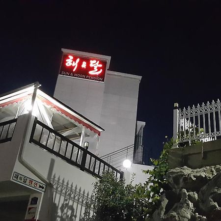 Sunmoon Pension Yeosu Exterior photo